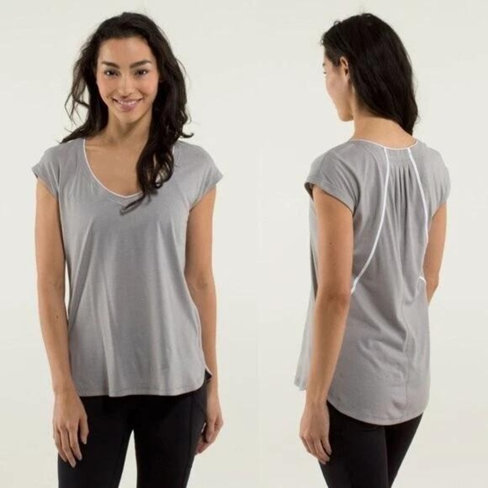 Lululemon Track Tee Womens Size 6  Heathered Grey Luon Athletic Minimalist Top